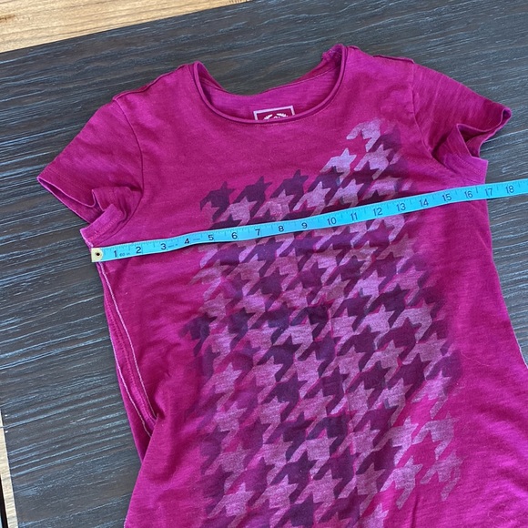 3/$15. Merona T-shirt in size XS made in Guatemala. Dark pink/plum in color. - Picture 4 of 5